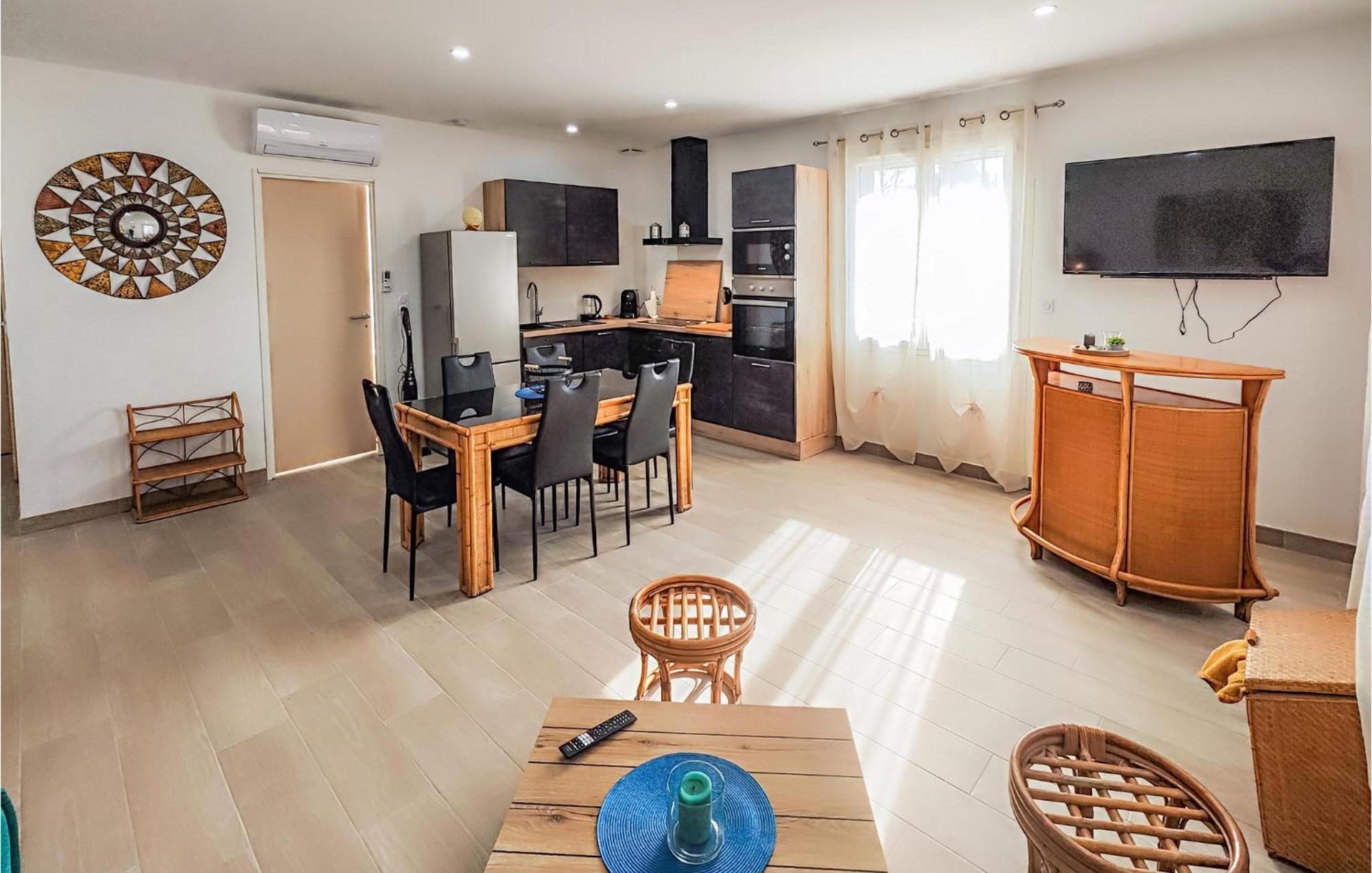 Appartement 1 Bedroom Stunning In Narbonne